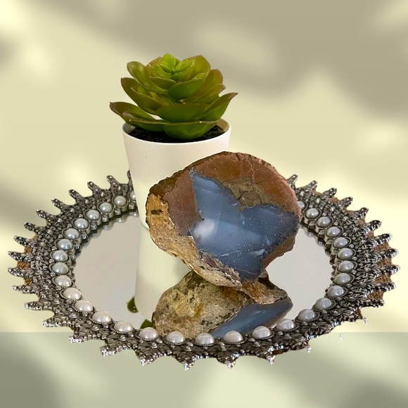 Unique Aquarium Decoration - Picture 3 of 11